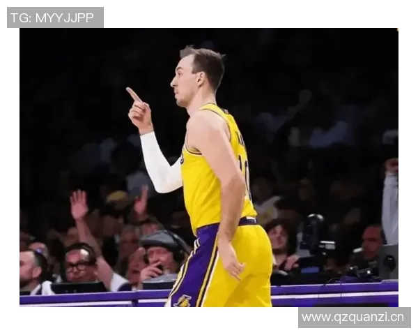 雷迪克谈肯纳德：他是联盟顶尖射手之一，我会鼓励他多投篮